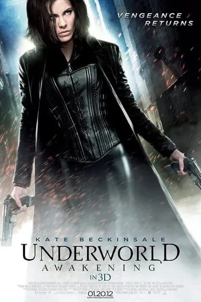 โปสเตอร์หนัง สงครามโค่นพันธุ์อสูร 4 กำเนิดใหม่ราชินีแวมไพร์ Underworld 4 Awakening